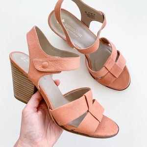 Naturalizer Yolanda CORAL Block Heel Sandals.